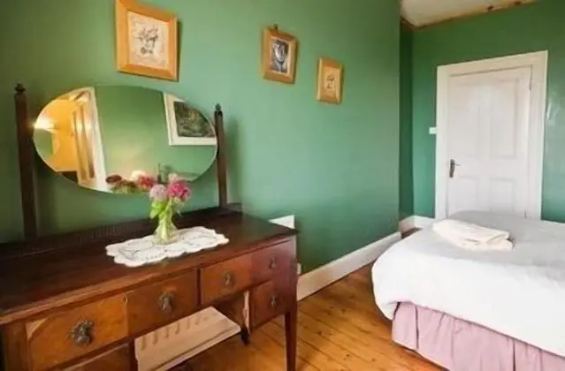 Tek Büyük Yataklı Oda, Deniz Manzaralı