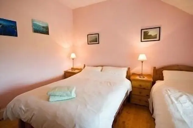 Üç Kişilik Oda, Deniz Manzaralı