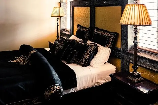 Luxury Oda, 1 En Büyük (King) Boy Yatak