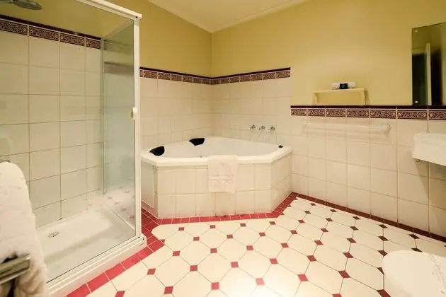 Luxury Oda, 1 En Büyük (King) Boy Yatak