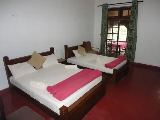 Deluxe Üç Kişilik Oda, 1 Yatak Odası, Balkon, Göl Manzaralı