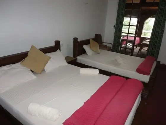 Deluxe Üç Kişilik Oda, 1 Yatak Odası, Balkon, Göl Manzaralı
