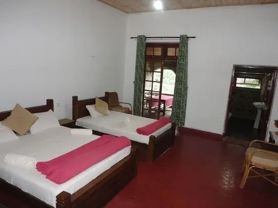 Deluxe Üç Kişilik Oda, 1 Yatak Odası, Balkon, Göl Manzaralı