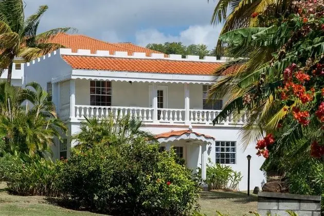 Villa 1 (2 Bedroom Villa with Pool Access)
