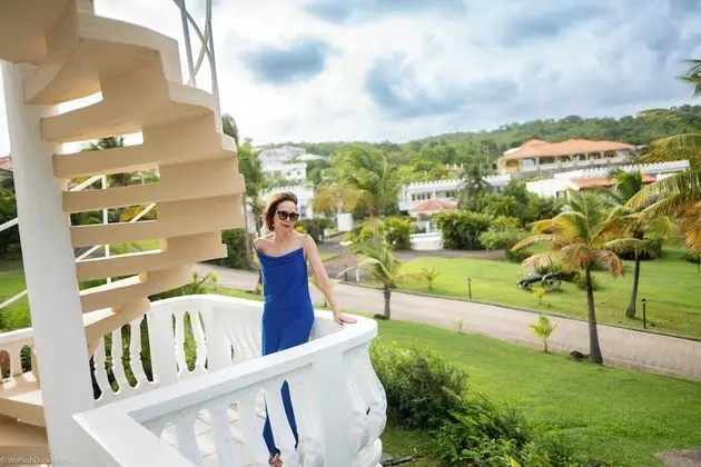 Villa 10 (3 Bedroom Villa with Roof Deck and Pool Access)