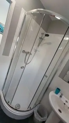 Tek Büyük Yataklı Oda, 1 Çift Kişilik Yatak (1 Adult and 1 Child)