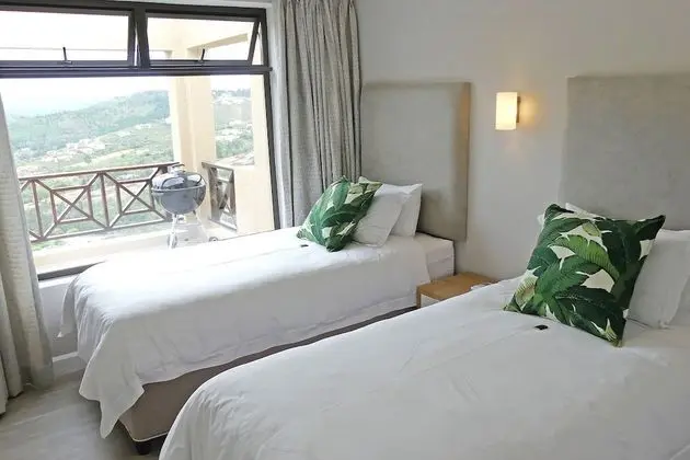 Three Bedroom Luxury Apartment with Patio