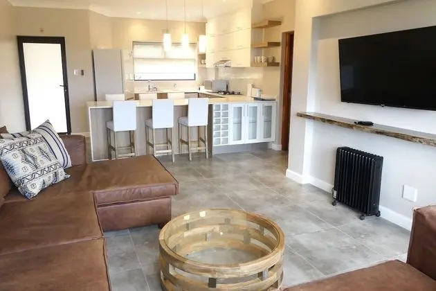 Three Bedroom Luxury Apartment with Patio