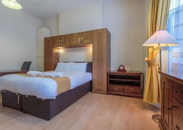 Apart Daire, Özel Banyo (Family Studio)