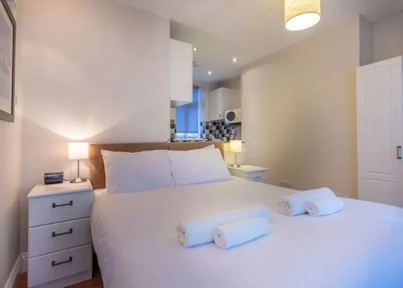 Apart Daire, Özel Banyo (Standard Studio)