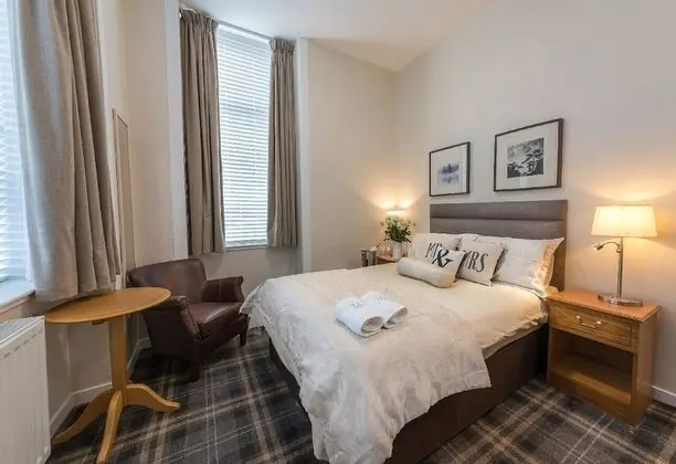 Superior Tek Büyük Yataklı Oda