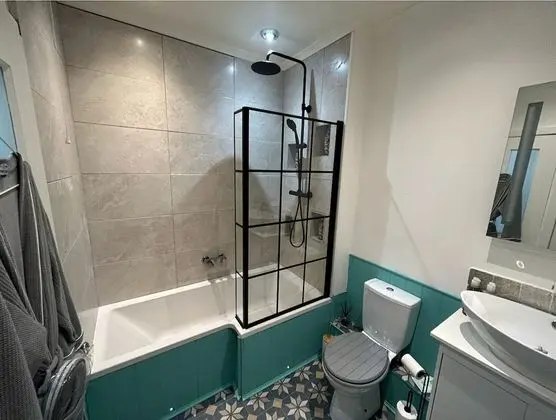 Comfort Tek Büyük Yataklı Oda