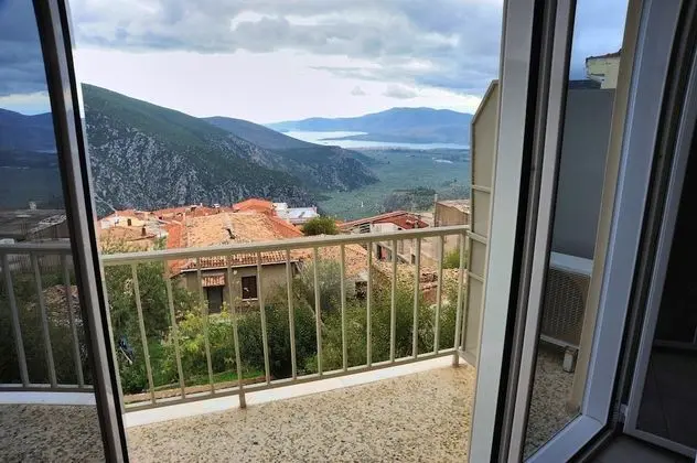 İki Ayrı Yataklı Oda, Koy Manzaralı