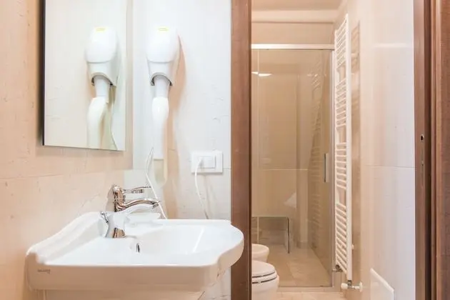 Deluxe Büyük Yataklı Tek Kişilik Oda