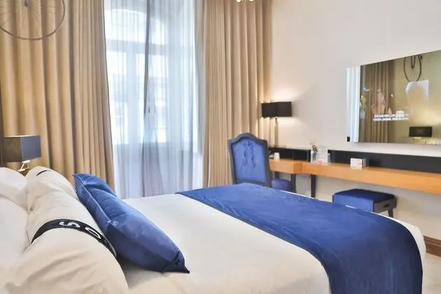 Büyük Yataklı Tek Kişilik Oda, 1 Çift Kişilik Yatak