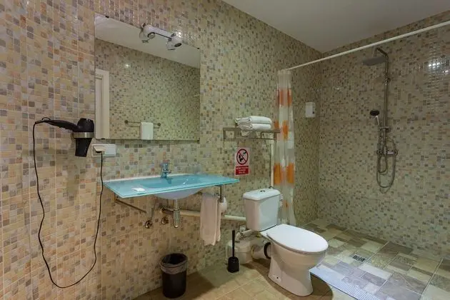 Tek Büyük Yataklı Oda