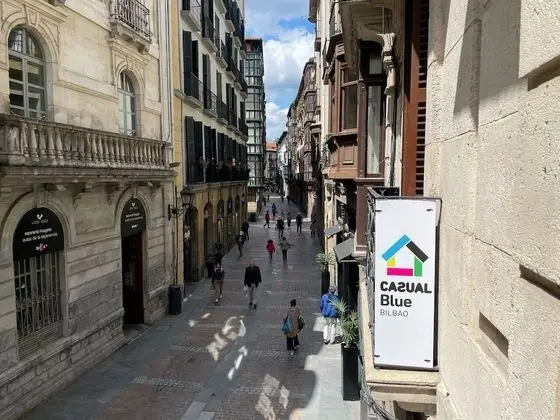 Üç Kişilik Oda, Balkon