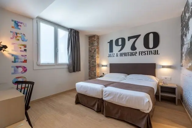 İki Ayrı Yataklı Oda