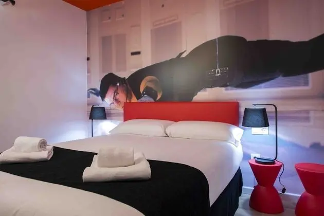 Basic Tek Büyük Yataklı Oda