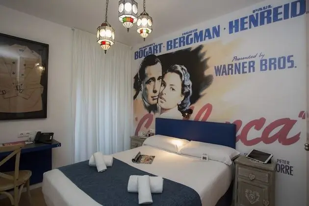 Basic Tek Büyük Yataklı Oda