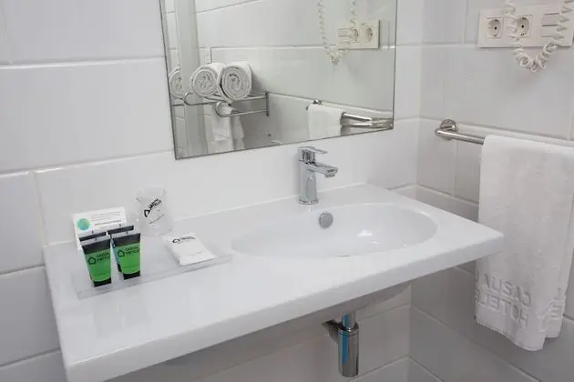 Economy Tek Büyük Yataklı Oda