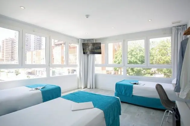 Üç Kişilik Oda, 3 Tek Kişilik Yatak