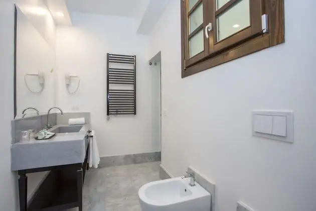 Tek Büyük Yataklı Oda (Palazzo D'Anghiari)