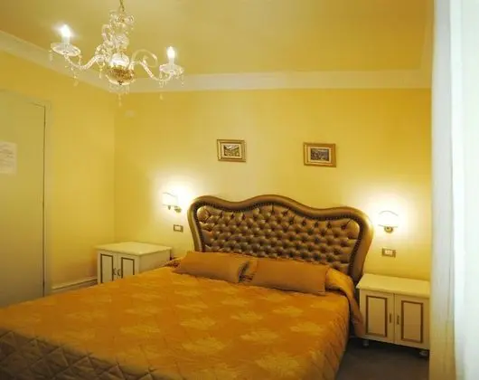 Deluxe Stüdyo Süit, 5 Yatak Odası, Engellilere Uygun, Havuz Manzaralı (Children up to 12 free)