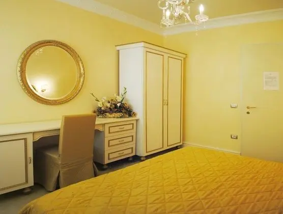 Deluxe Stüdyo Süit, 5 Yatak Odası, Engellilere Uygun, Havuz Manzaralı (Children up to 12 free)