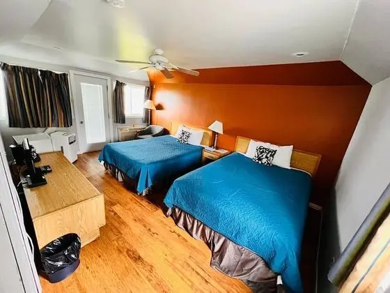 Comfort Kulübe, 2 Çift Kişilik Yatak, Kısmi Göl Manzaralı