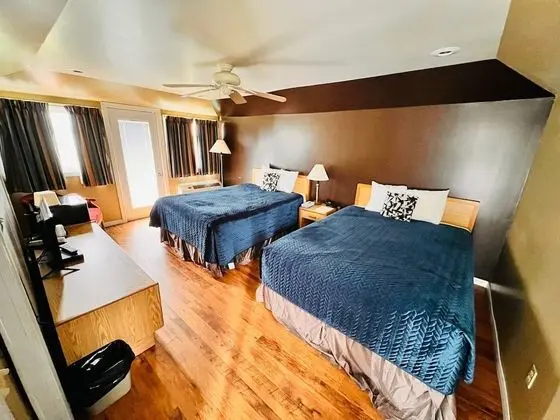 Comfort Kulübe, 2 Çift Kişilik Yatak, Kısmi Göl Manzaralı
