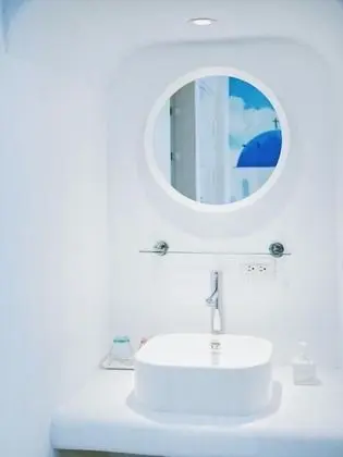 Deluxe Tek Büyük Yataklı Oda, Balkon, Okyanus Manzaralı