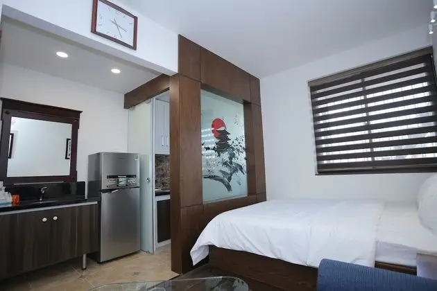 Deluxe Stüdyo, 1 En Büyük (King) Boy Yatak