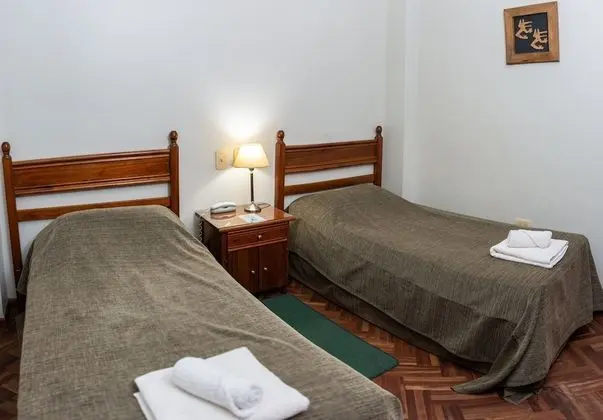 Basic Tek Büyük Yataklı Oda