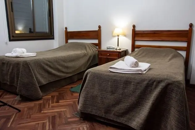 Basic Tek Büyük Yataklı Oda