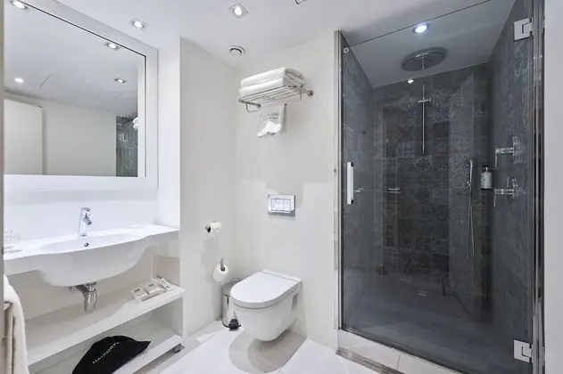 Büyük Yataklı Tek Kişilik Oda, Balkon (Single use)