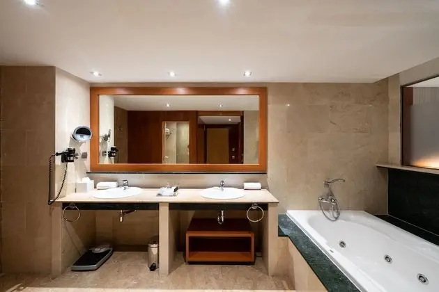 Junior Süit (Single Use)