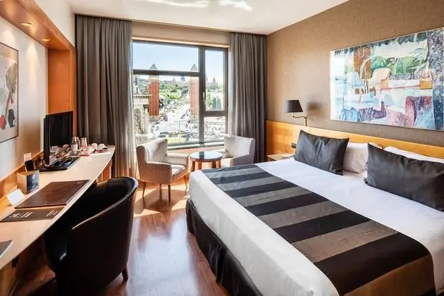 Büyük Yataklı Tek Kişilik Oda (Square View)