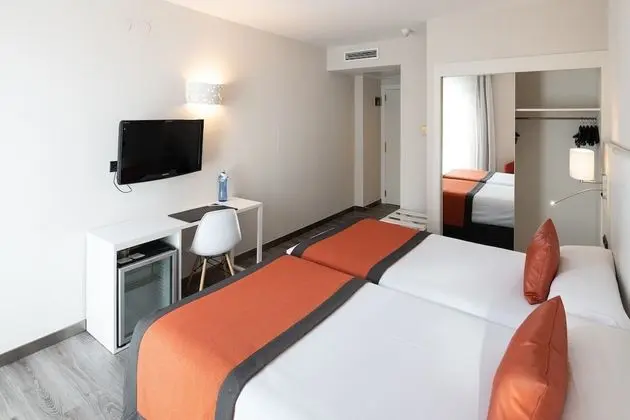 Premium Tek Büyük Yataklı Oda