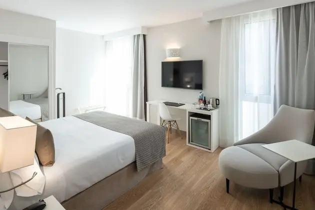 Superior Büyük Yataklı Tek Kişilik Oda