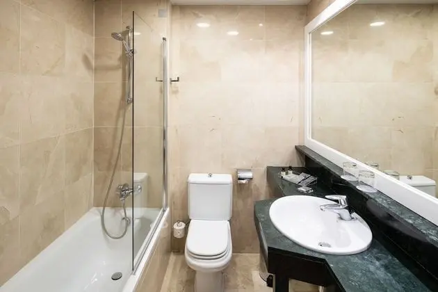 Üç Kişilik Oda (2 adults + 1 children)