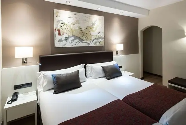 Büyük Yataklı Tek Kişilik Oda, Balkon