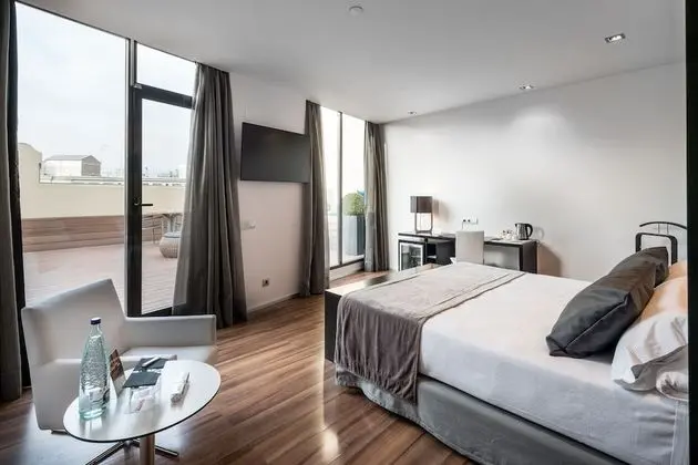 Deluxe Tek Büyük Yataklı Oda, Kişiye Özel Havuzlu (Terrace)