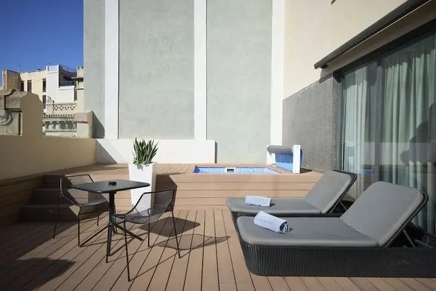Deluxe Tek Büyük Yataklı Oda, Kişiye Özel Havuzlu (Terrace)