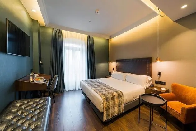 Tek Büyük Yataklı Oda, Deniz Manzaralı