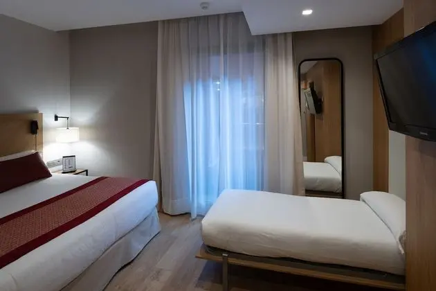 Üç Kişilik Oda (2 adults + 1 children)