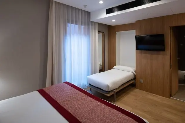 Üç Kişilik Oda (2 adults + 1 children)