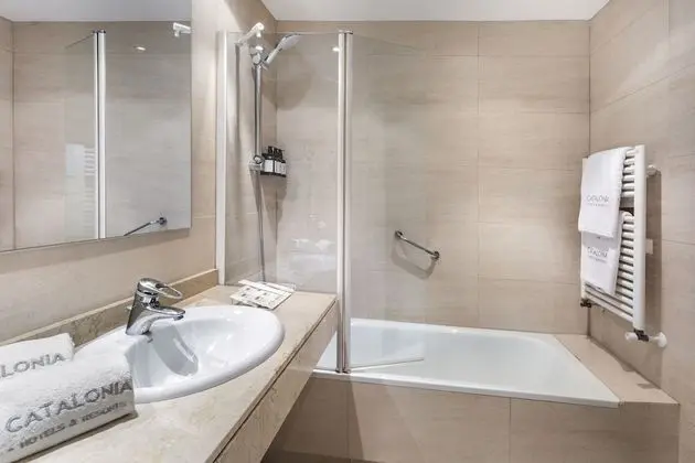 Tek Büyük veya İki Ayrı Yataklı Oda