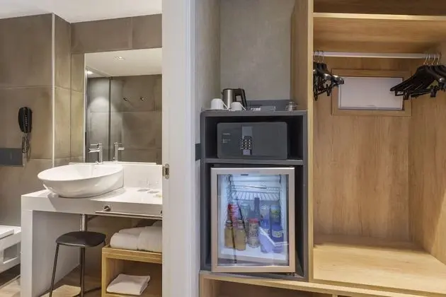 Premium Tek Büyük veya İki Ayrı Yataklı Oda, Teras, Şehir Manzaralı