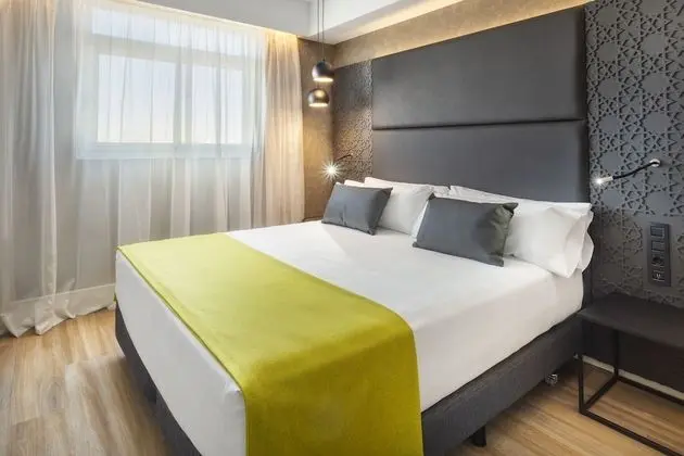 Premium Tek Büyük Yataklı Oda, Şehir Manzaralı